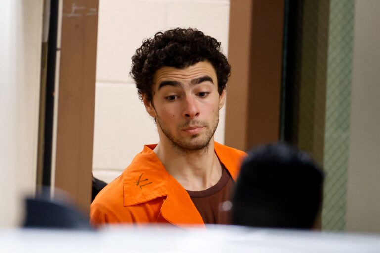 Luigi Mangione indicted on murder charges for shooting of ...