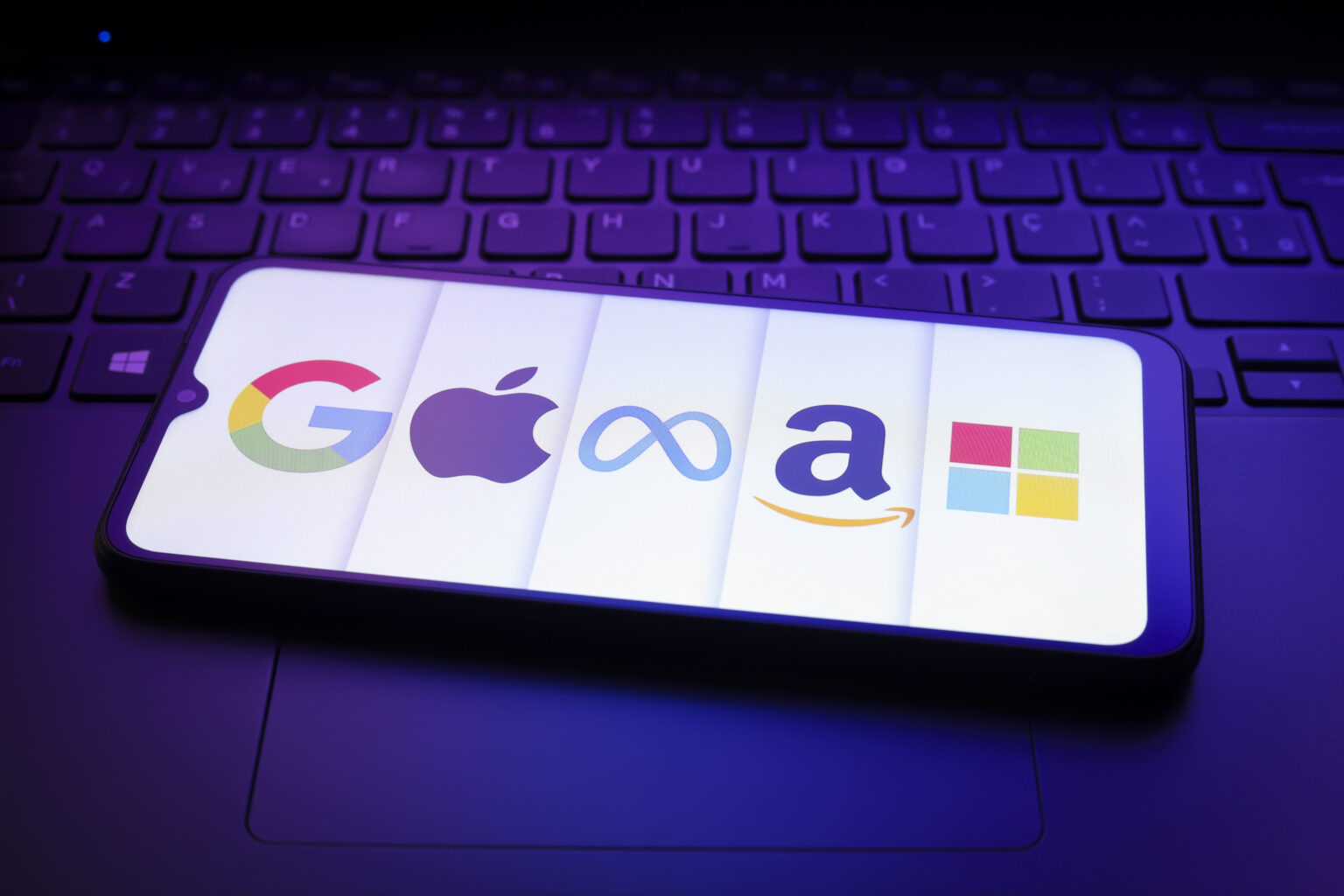 Tech megacaps plan to spend more than $300 billion in 2025 as AI race ...