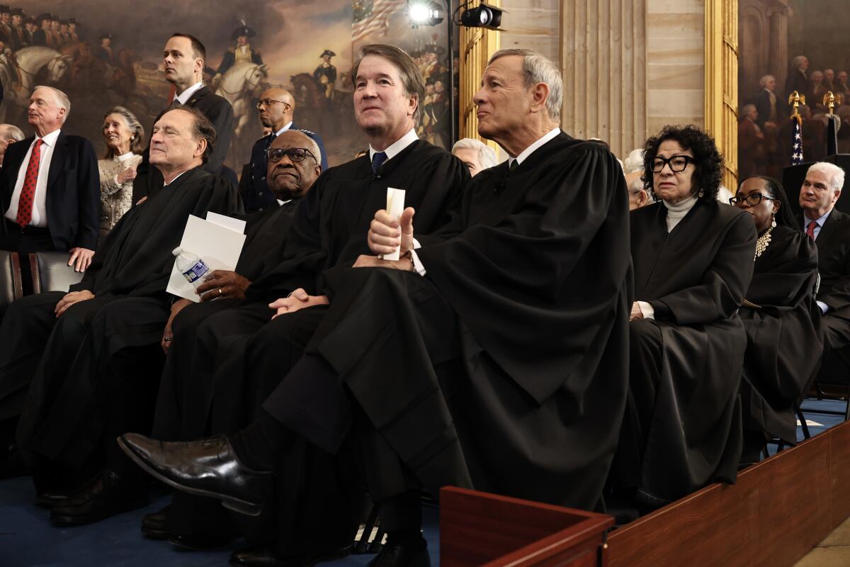 Here are 5 major Supreme Court cases to be argued this fall