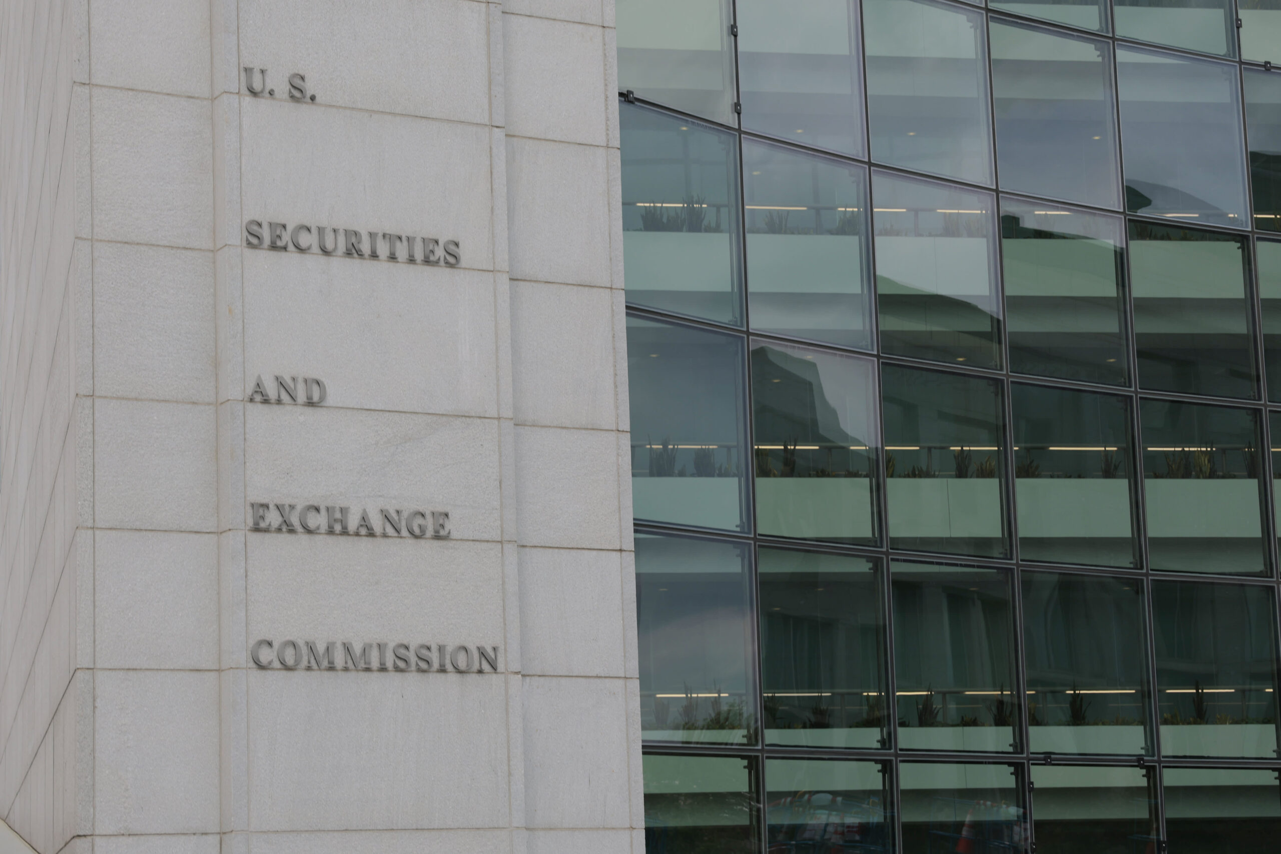 Investors aren’t the market’s biggest loser if Trump, SEC end quarterly reporting