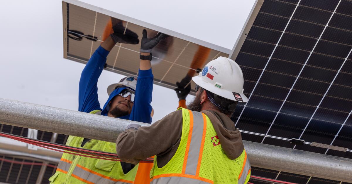 This green energy company is leaving California for Texas
