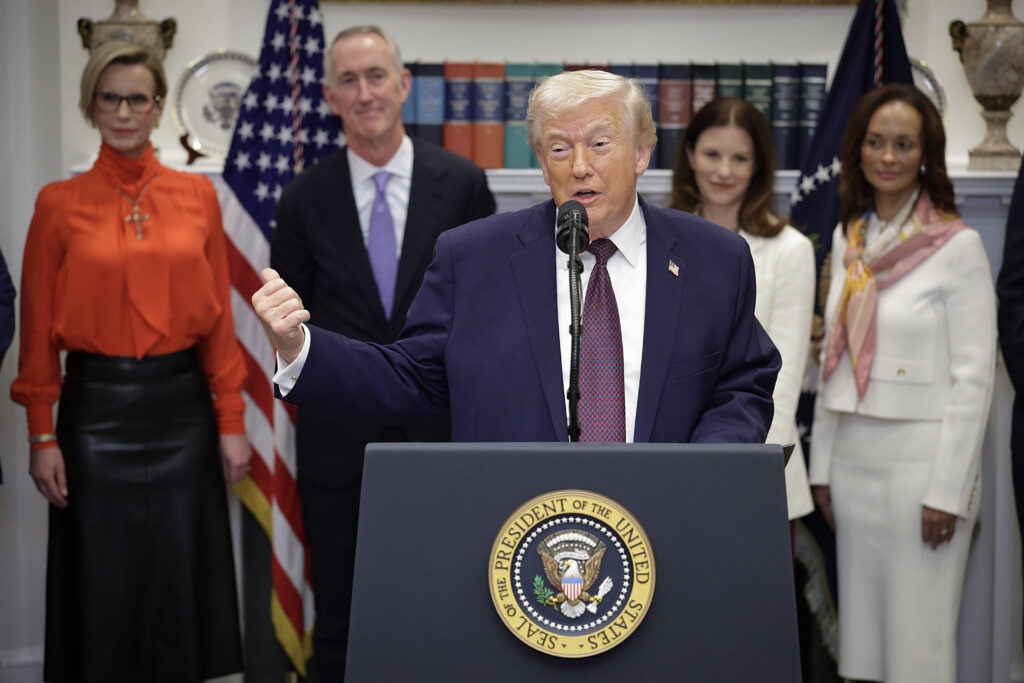 Tump Ink Nine of the largest pharma companies ink deals with Trump to lower drug ...