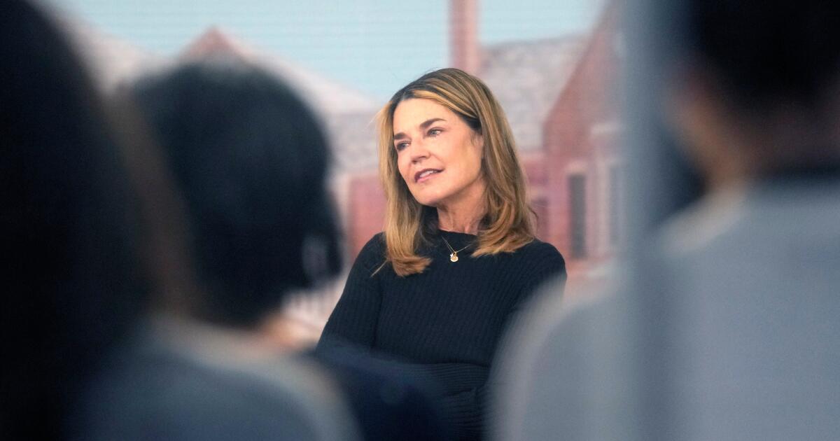 Savannah Guthrie makes a stop at ‘Today’ show a month after mom Nancy’s abduction