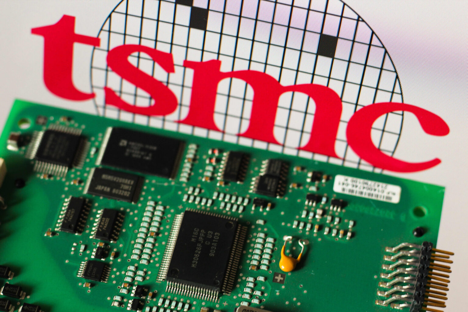 TSMC posts 35% jump in revenue to new record high as AI chip demand ...