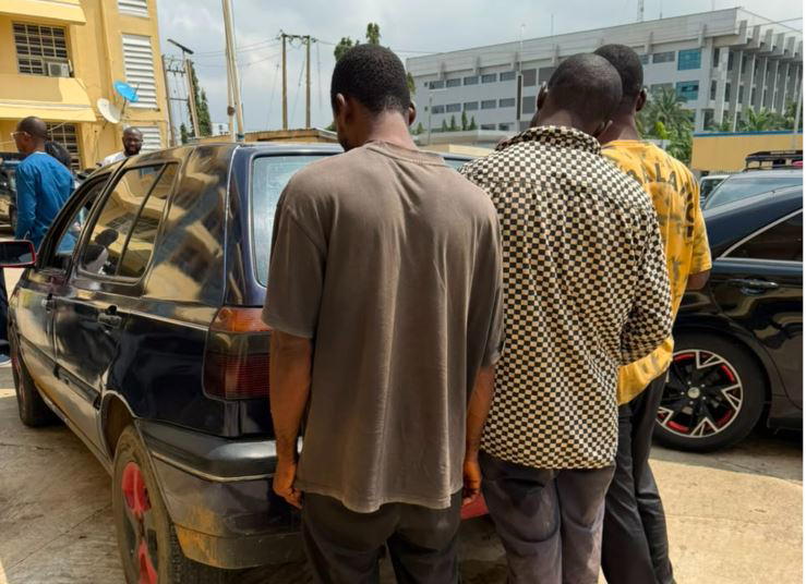 Four police officers detained over alleged extortion of ICPC chairman in Abuja