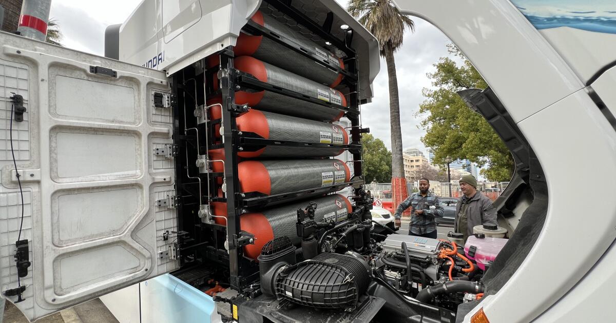 Hydrogen failed as car fuel. Now California’s big dollar bet on it for green energy is fading, too