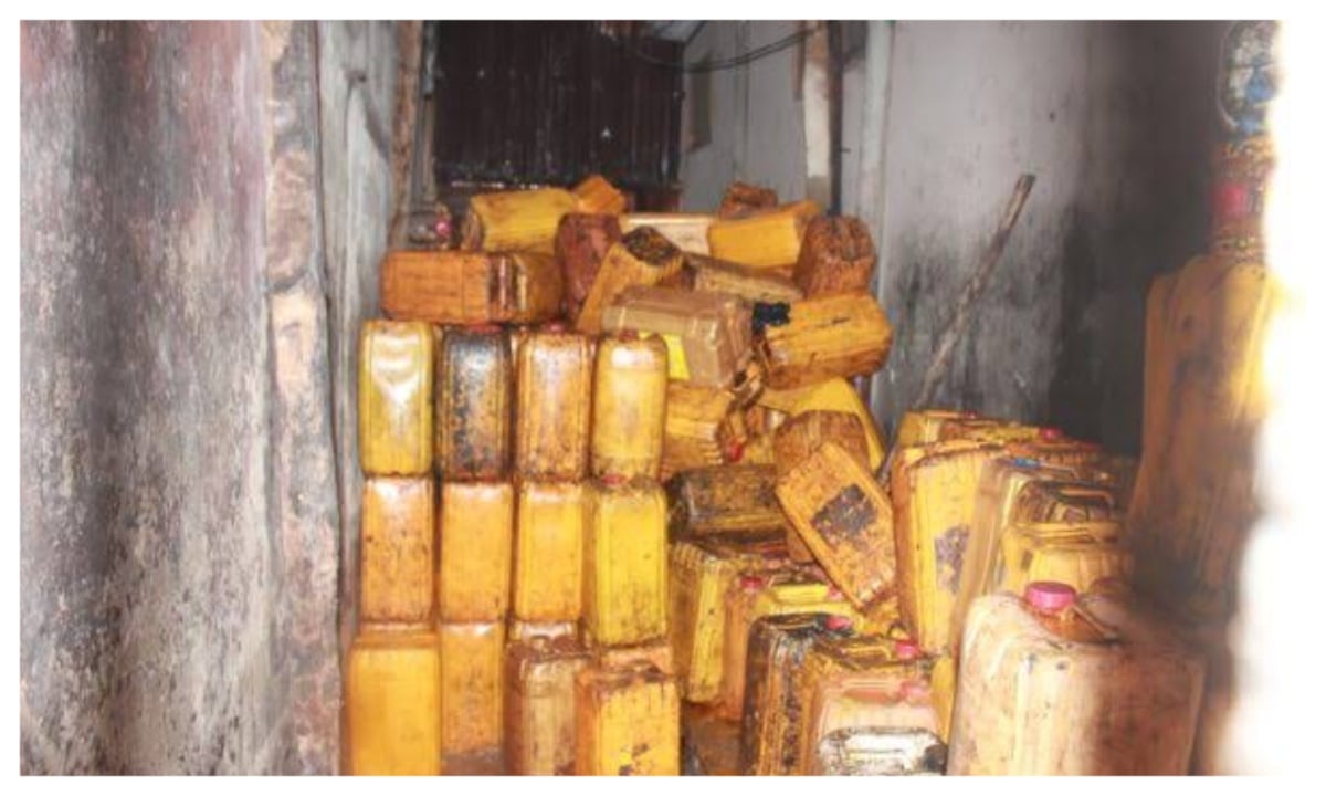 Lagos Govt warns residents against adulterated palm oil